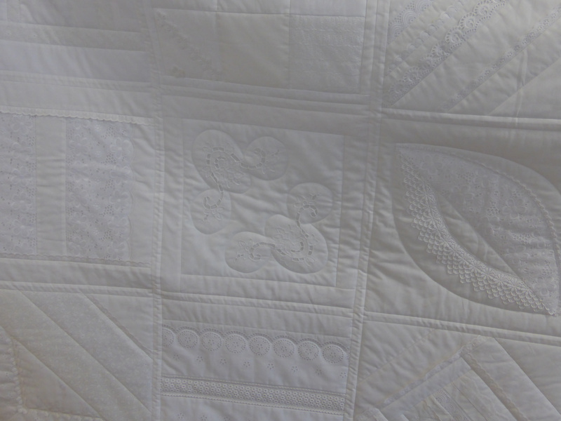 Quilt in Weiss (1).JPG